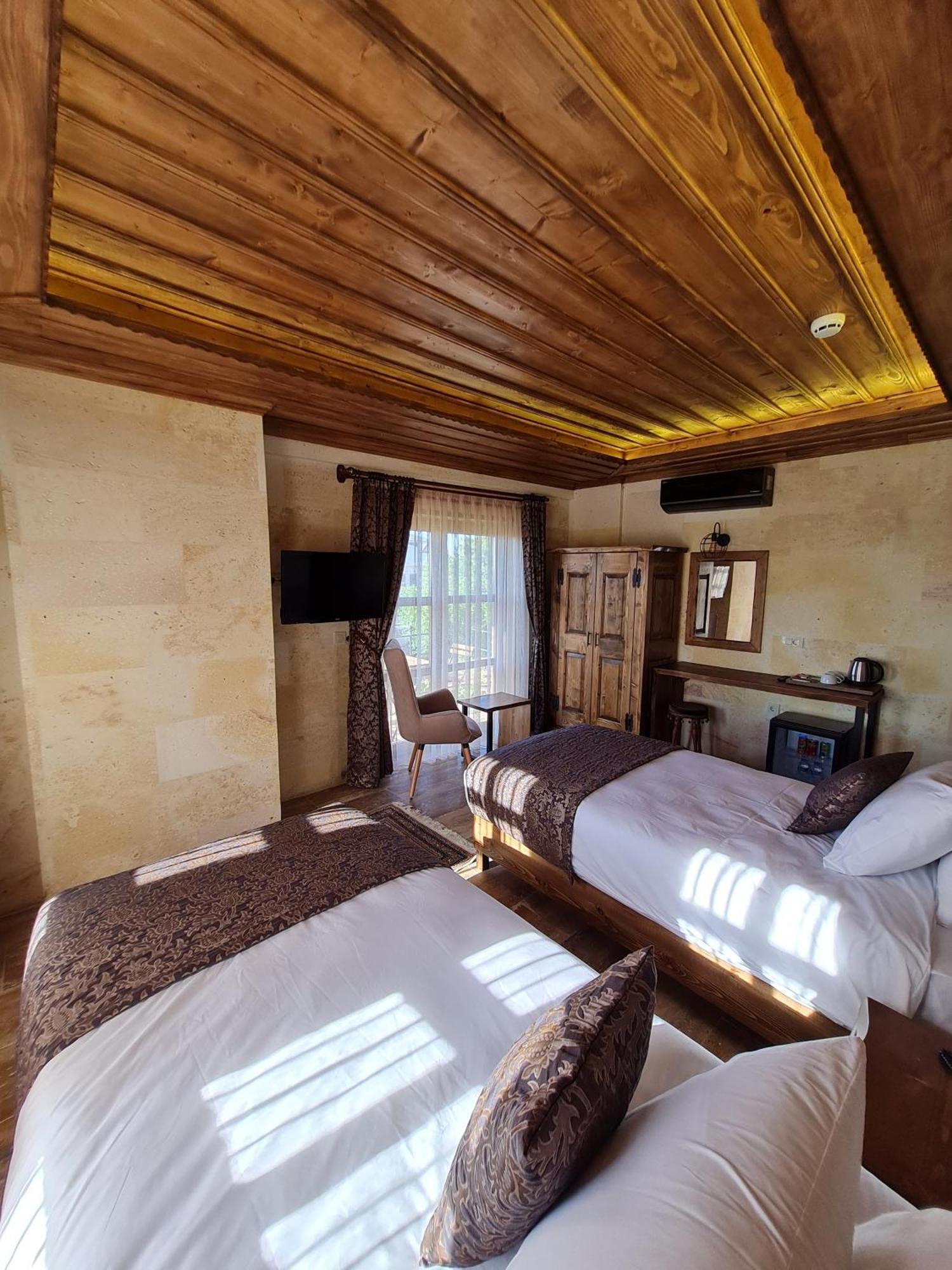 Flavia Cappadocia Hotel Uchisar Exterior photo